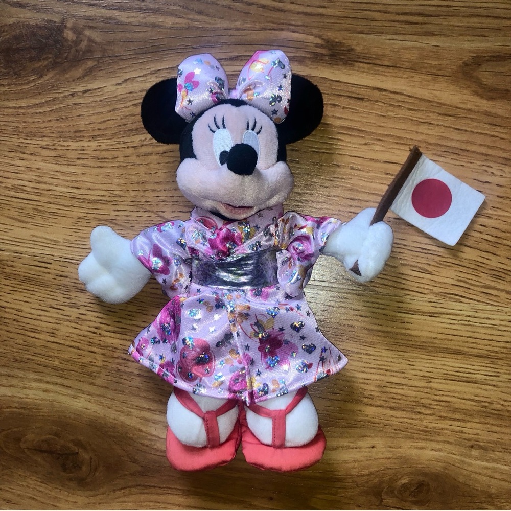 Disney Minnie Mouse Japan Plush Stuffed Animal
